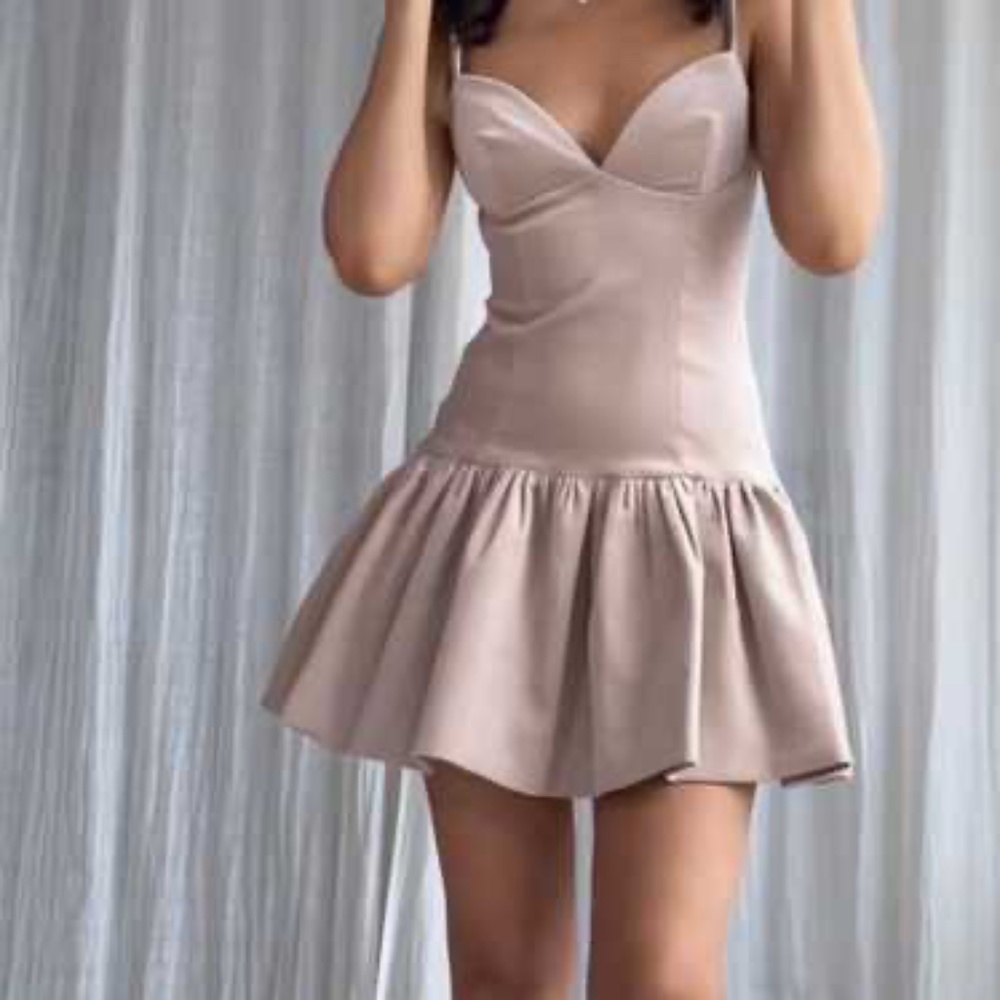 NWT ZARA VELVET SHORT VOLUMINOUS STRAPPY DRESS L